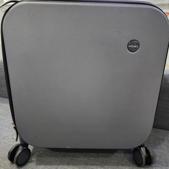 Gray Mixi Spinning Carry On Luggage - Picture 3 of 7
